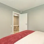 Asian Magnolia Express Apartman