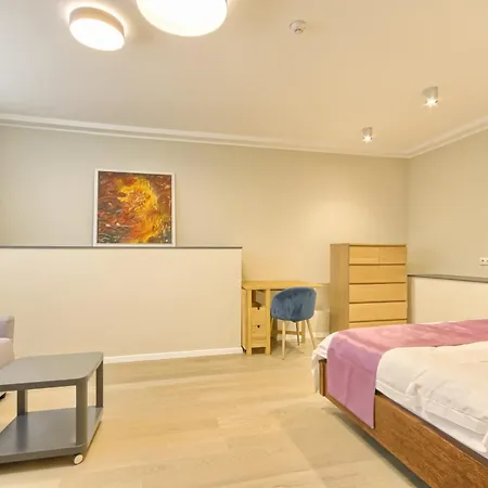 Asian Magnolia Express Apartman