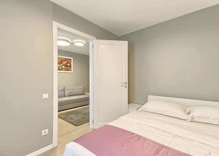 Asian Magnolia Express