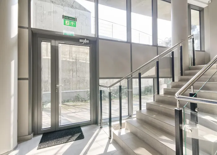 Asian Magnolia Express