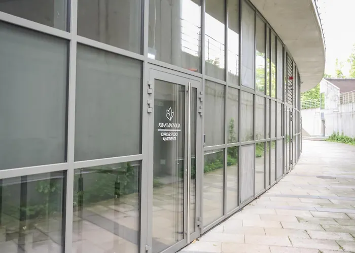 Apartment Asian Magnolia Express